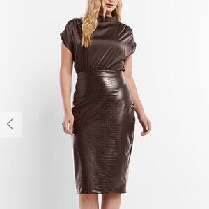 One Piece Brown Croc. Dress in Expresso Petite